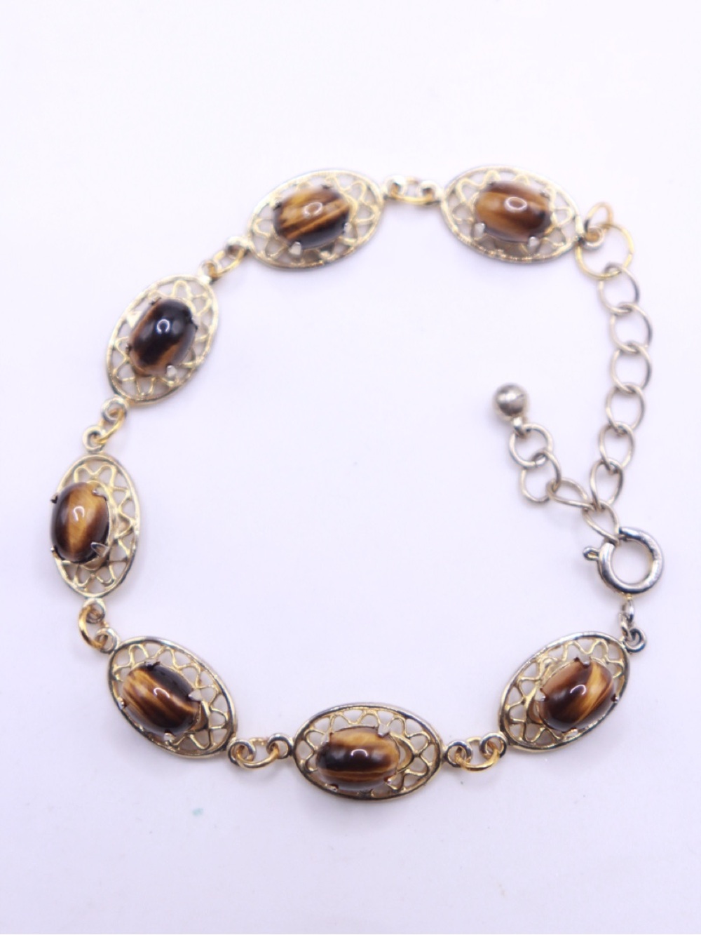 Vintage unsigned Gold-Tone Filigree Tiger Eye Oval Link Bracelet